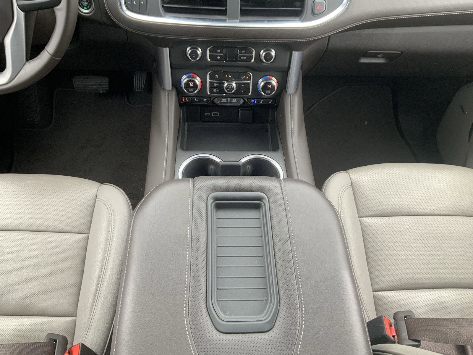 Used 2023 GMC Yukon SLT image 55