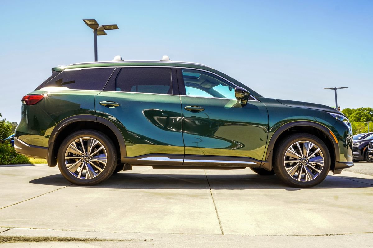 Certified 2026 INFINITI QX60 Luxe w/ Cargo Package image 6