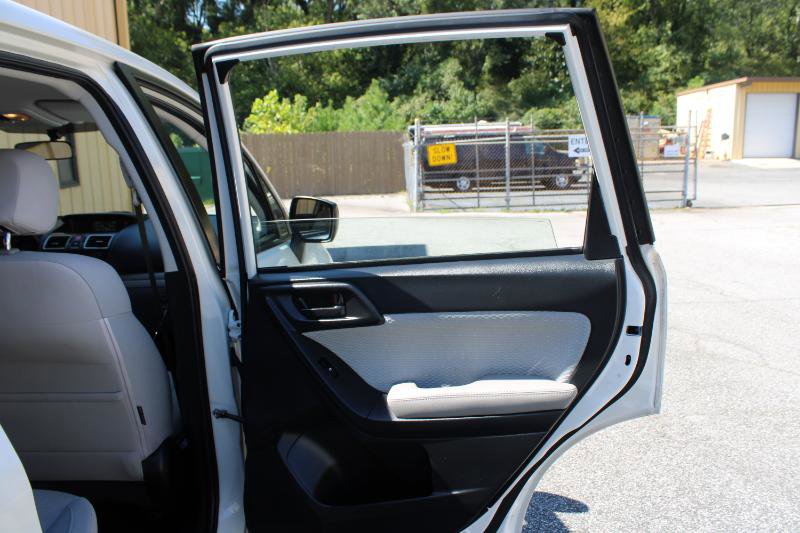 Used 2018 Subaru Forester 2.5i image 21