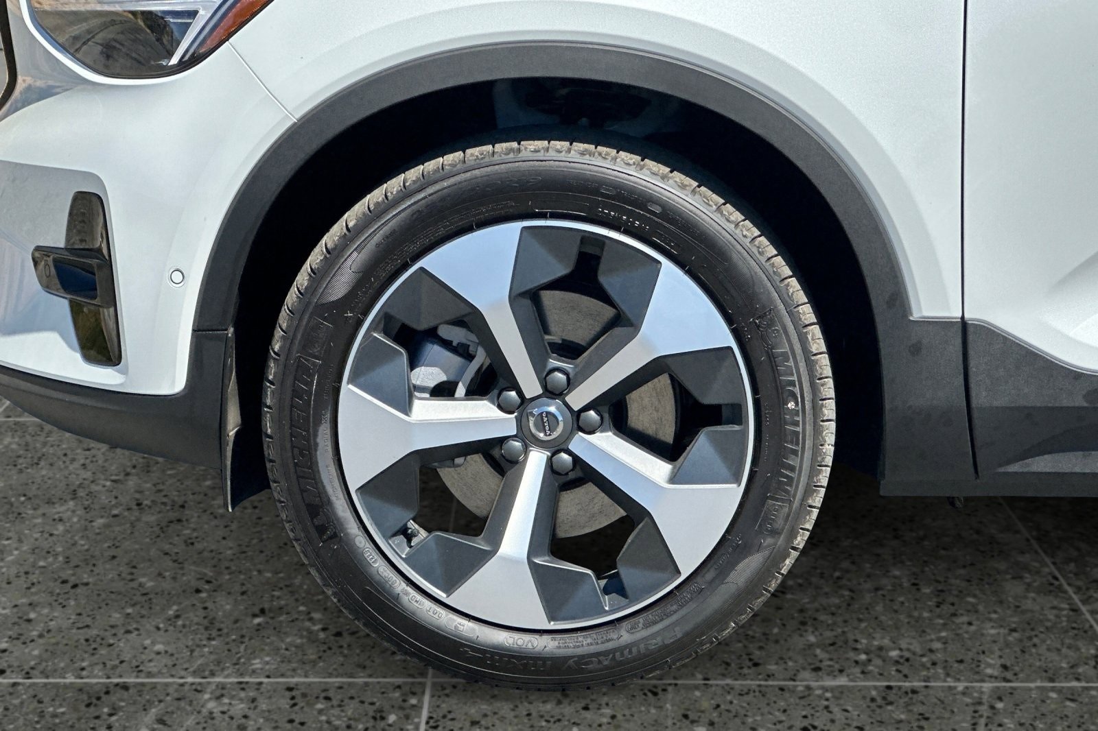 New 2026 Volvo XC40 B5 Plus w/ Protection Package Premier image 11