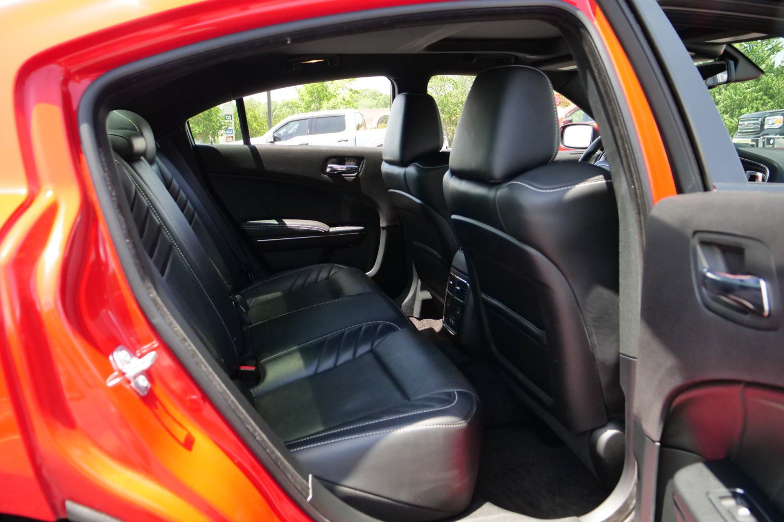 Used 2018 Dodge Charger SRT Hellcat RWD image 38