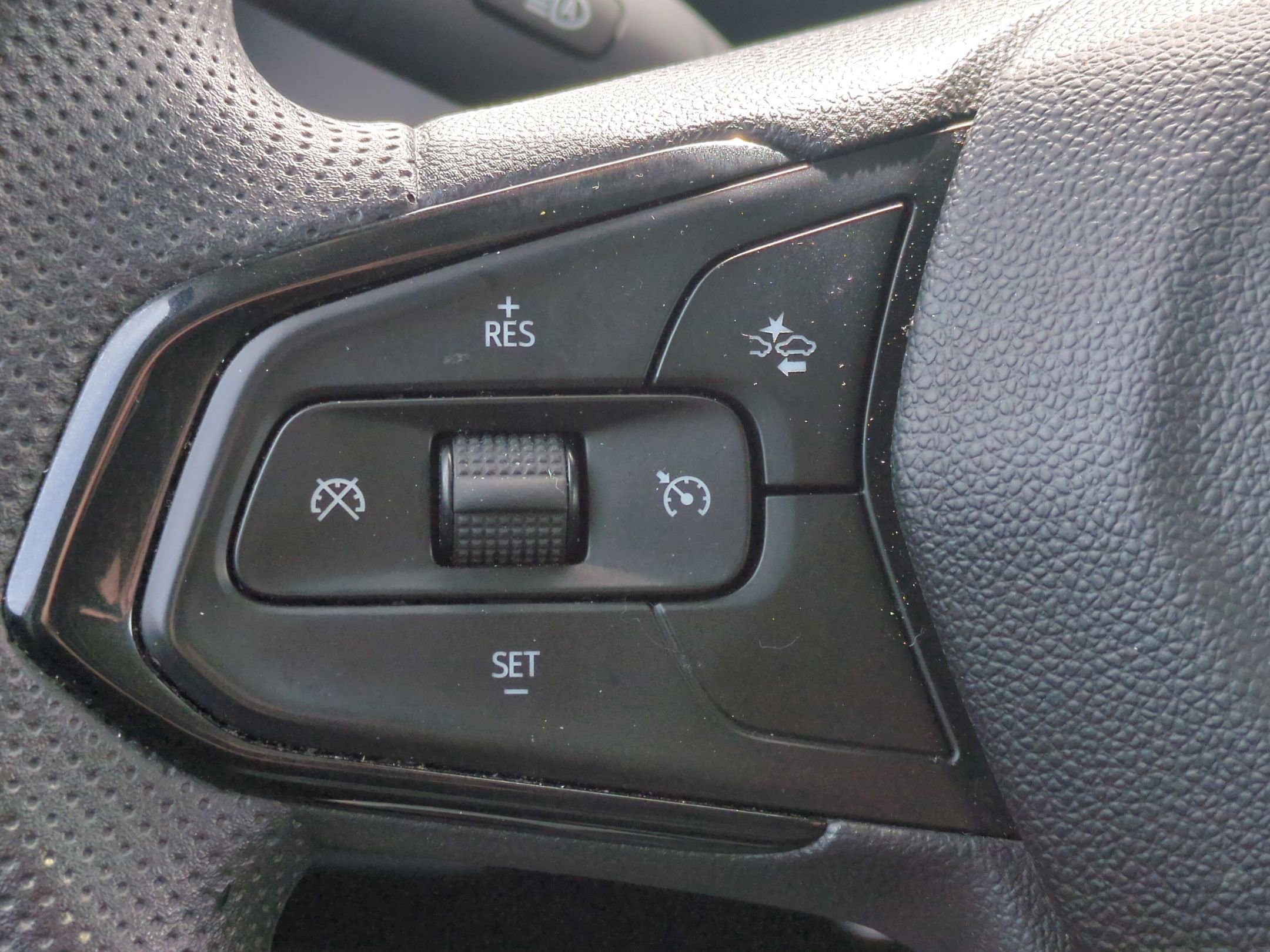 Certified 2025 Chevrolet TrailBlazer LT AWD/4WD image 20