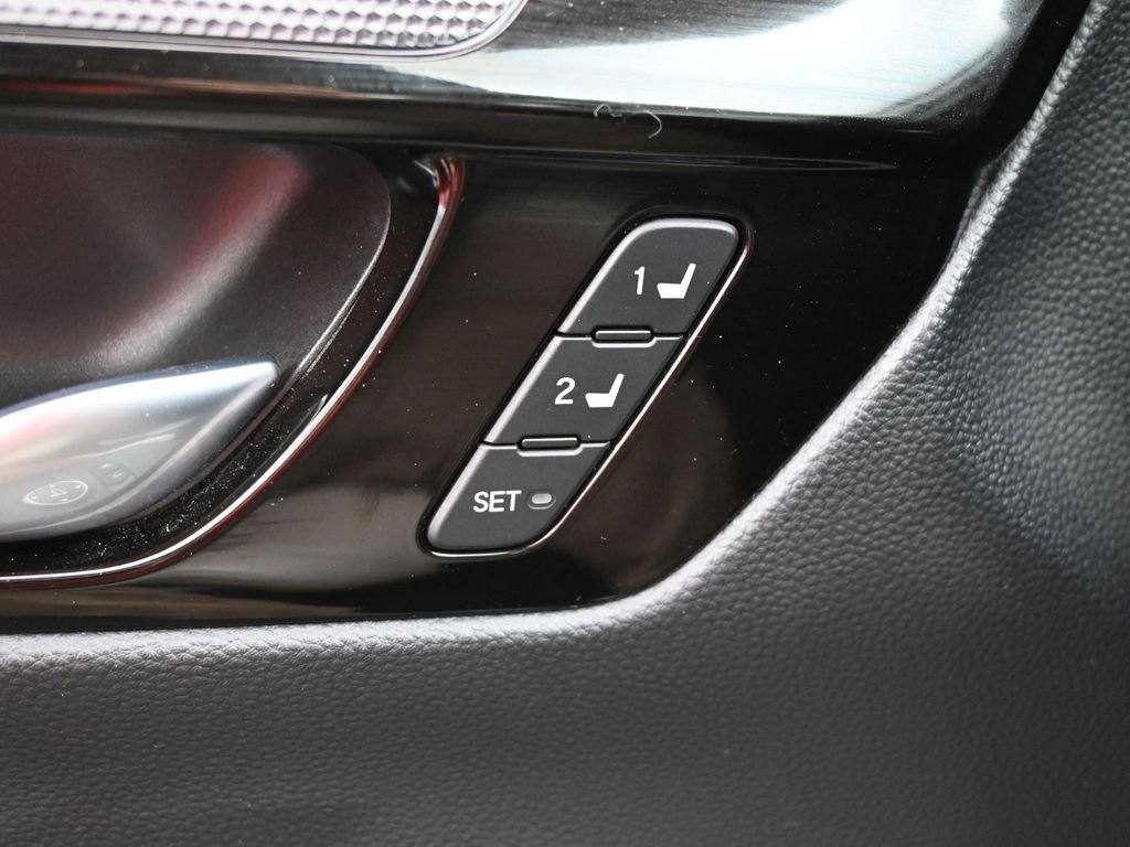 Used 2024 Honda CR-V EX-L image 29