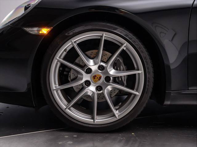 Used 2016 Porsche 911 Carrera RWD image 21