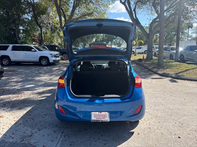 Used 2017 Hyundai Elantra GT image 27