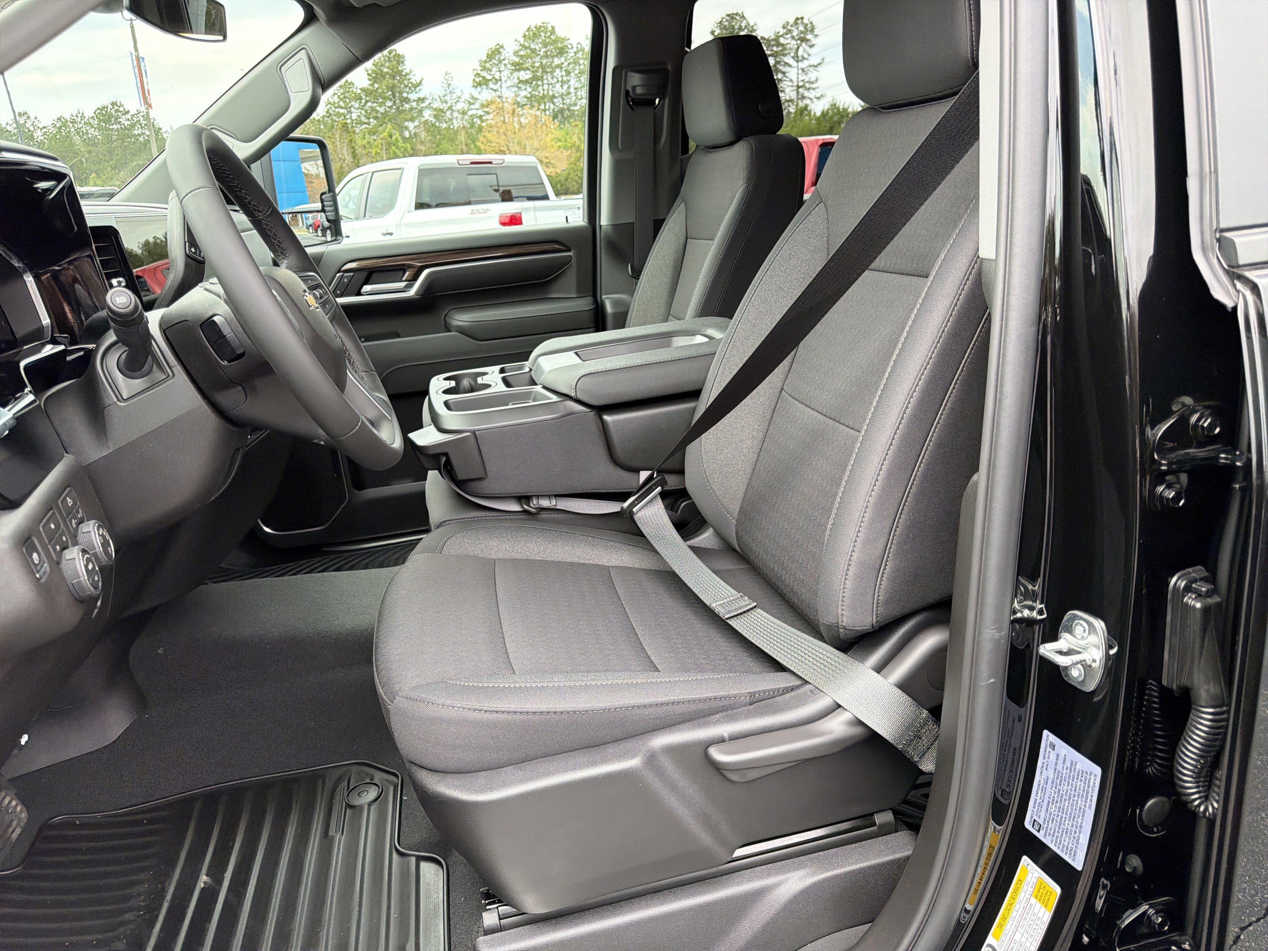 New 2026 Chevrolet Silverado 2500 LT image 9