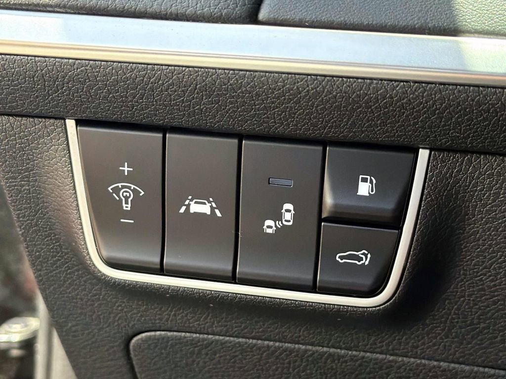 Used 2018 Kia Stinger GT2 image 34