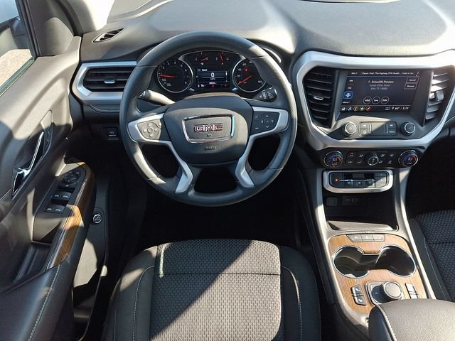 Used 2023 GMC Acadia SLE w/ Driver Convenience Package FWD image 11