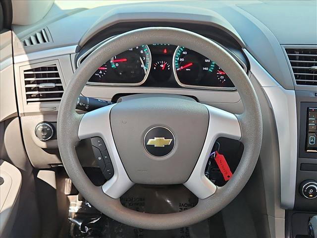 Used 2011 Chevrolet Traverse LS FWD image 14