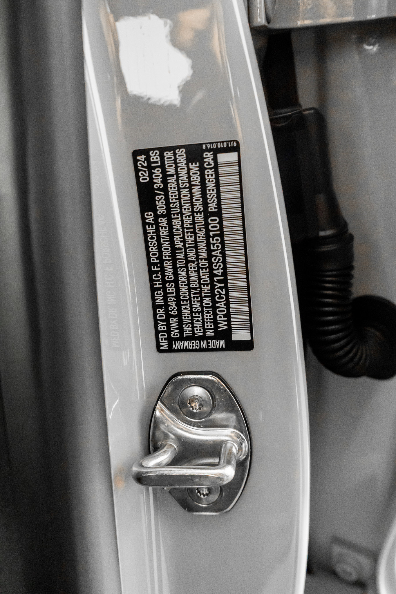 Used 2025 Porsche Taycan Turbo w/ Premium Package image 54