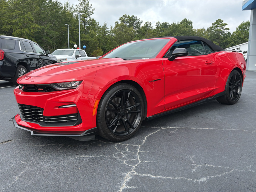 Used 2023 Chevrolet Camaro SS RWD image 2