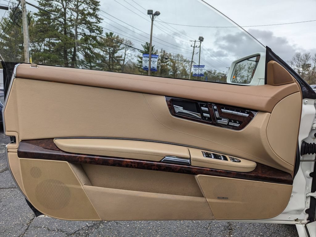 Used 2013 Mercedes-Benz CL 550 4MATIC image 11