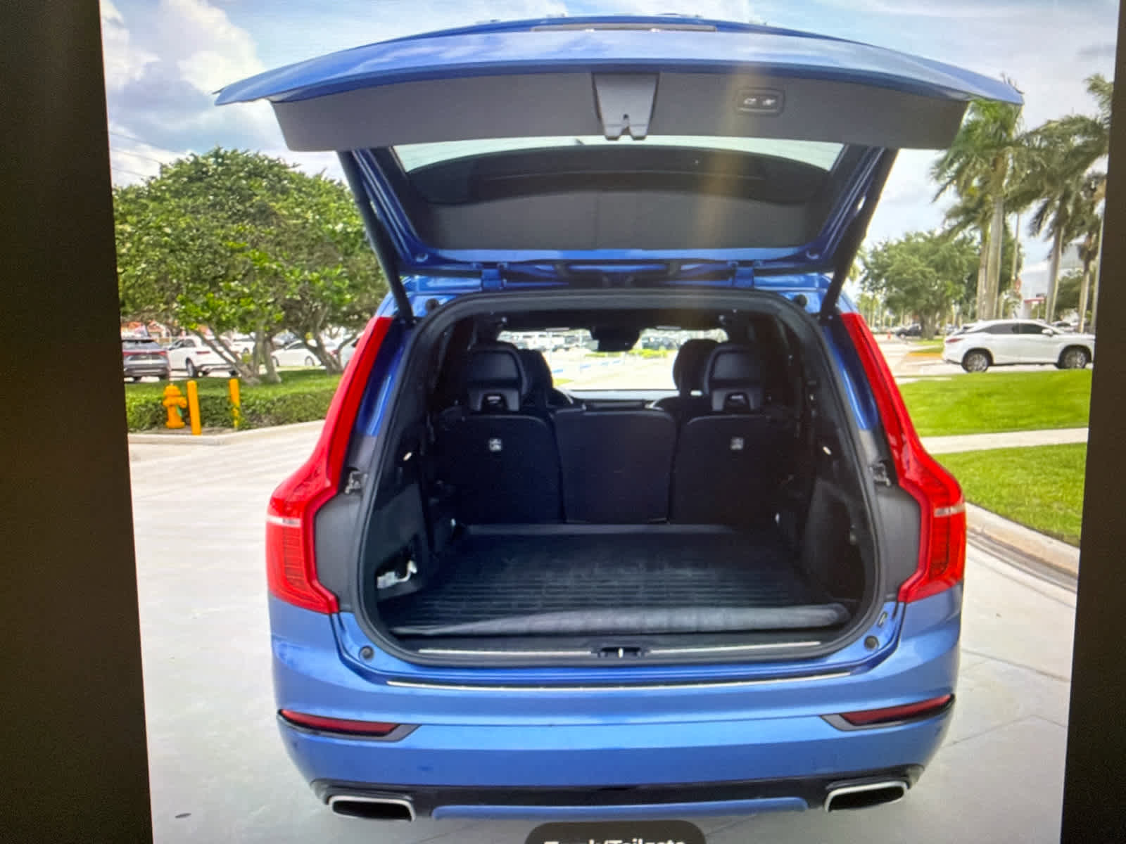 Used 2018 Volvo XC90 T5 R-Design w/ Convenience Package FWD image 21
