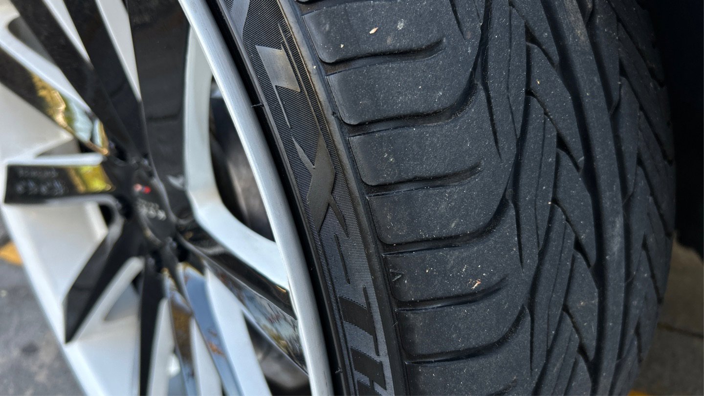 Used 2017 Land Rover Range Rover Long Wheelbase Supercharged image 53