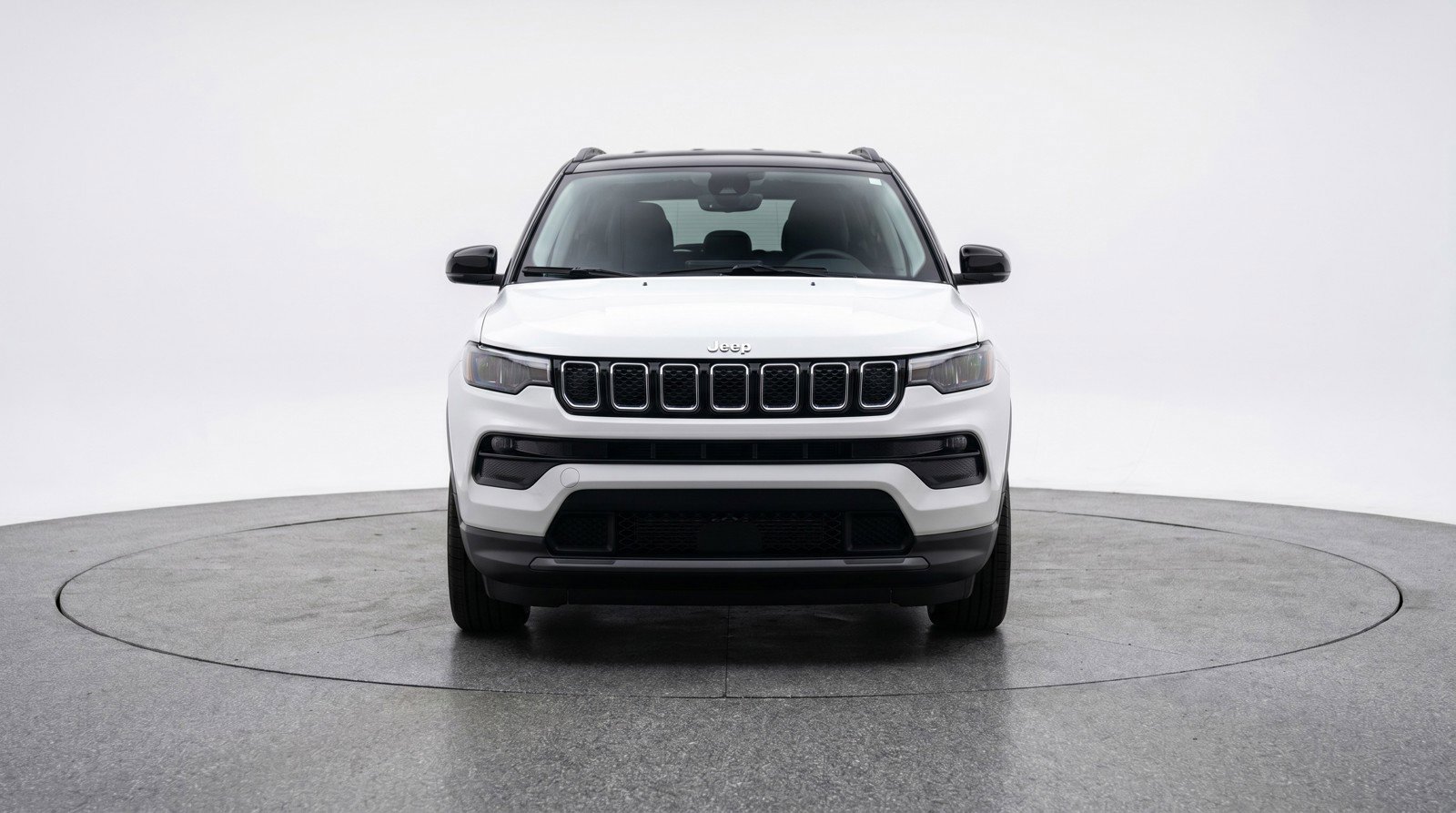 Used 2025 Jeep Compass Limited AWD/4WD image 2