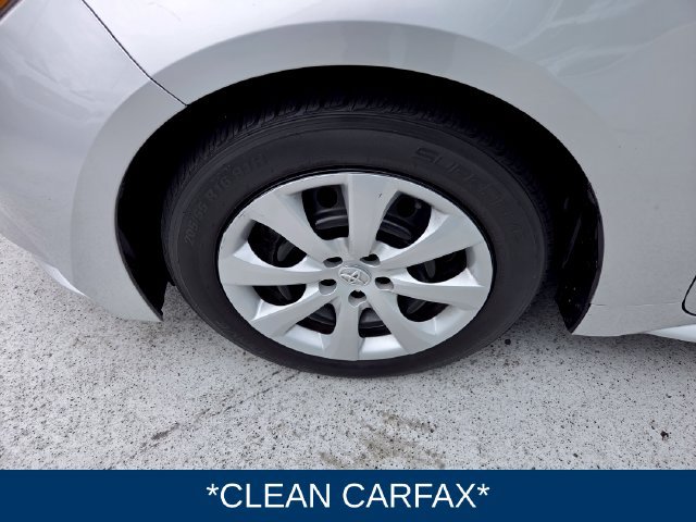 Used 2023 Toyota Corolla LE FWD image 5