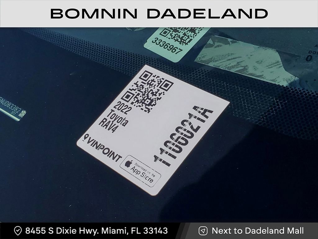 Used 2022 Toyota RAV4 SE image 27