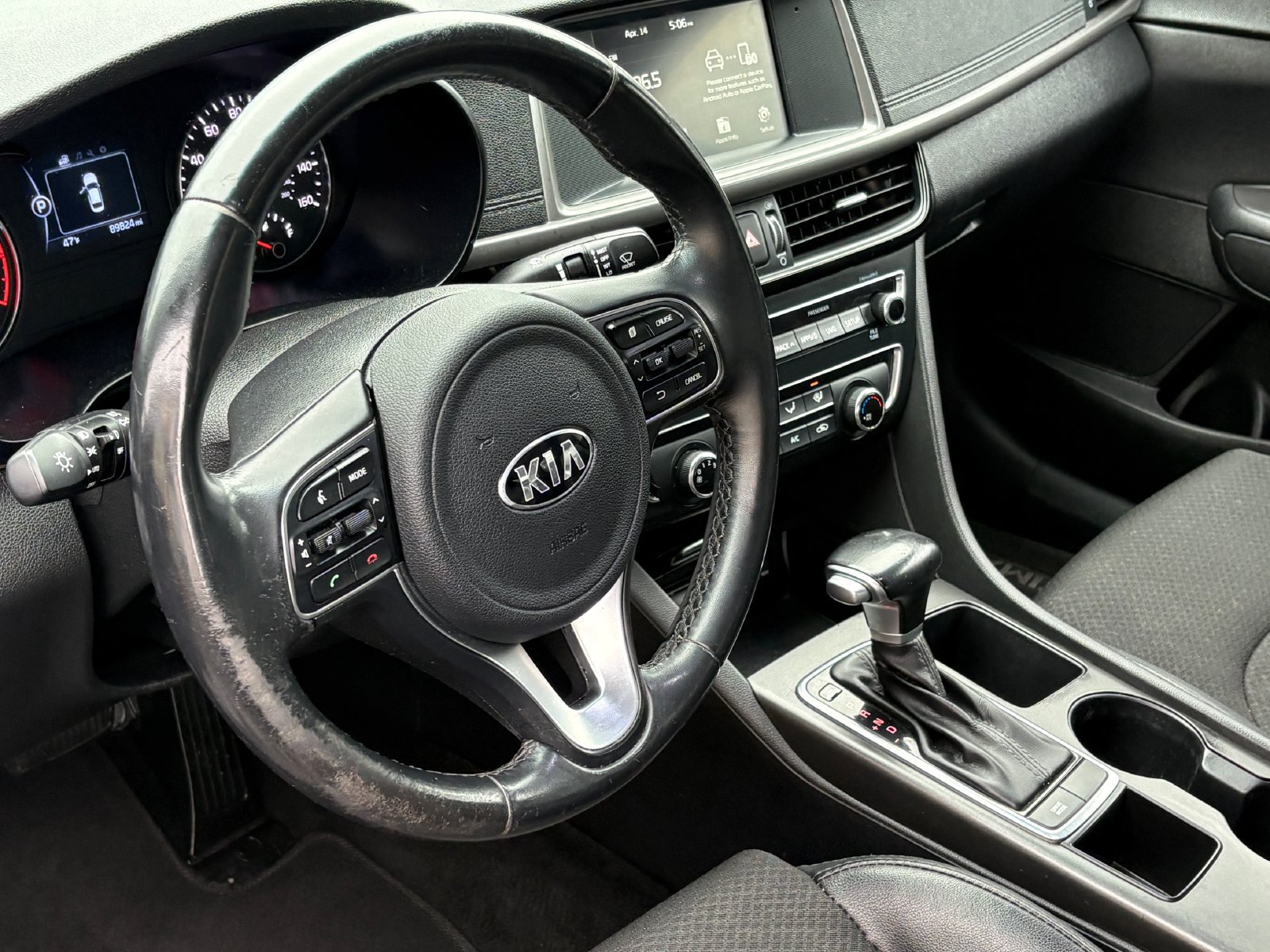 Used 2018 Kia Optima S w/ Panoramic Sunroof Package FWD image 11
