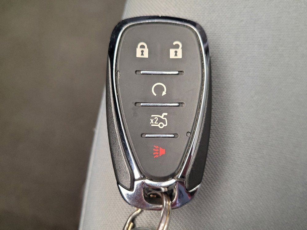 Used 2021 Chevrolet Malibu LT image 32