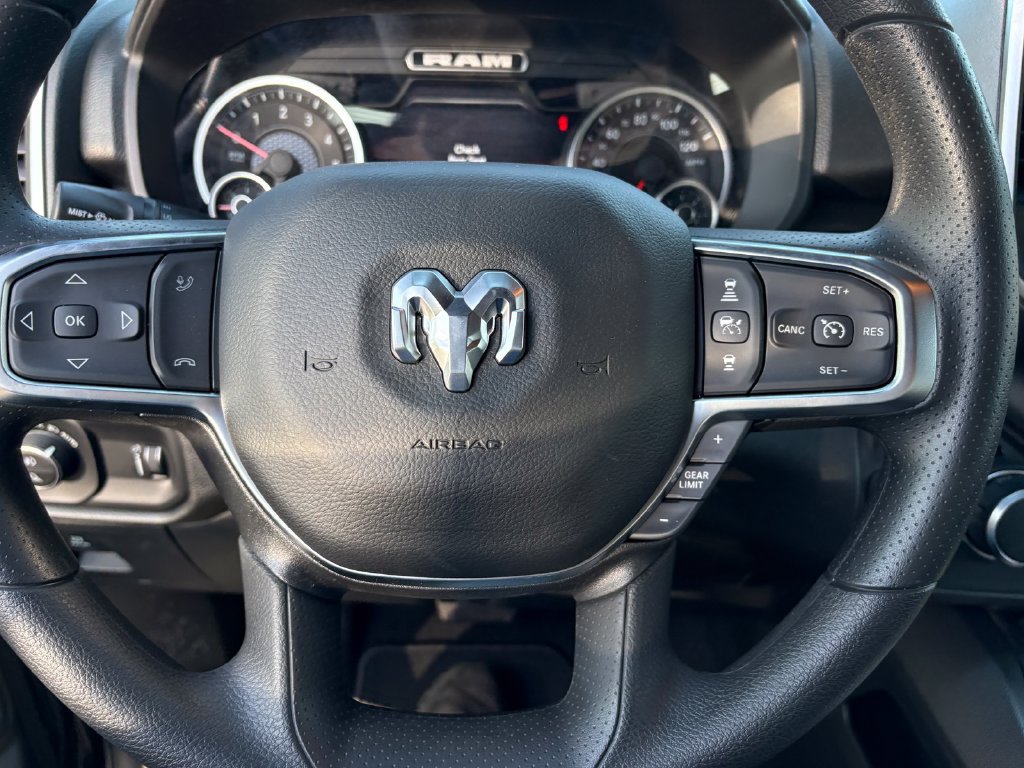 New 2026 RAM 1500 Express AWD/4WD image 18
