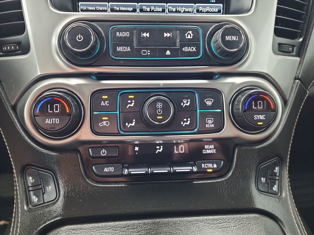 Used 2020 Chevrolet Suburban Premier w/ Premier Plus Edition image 28