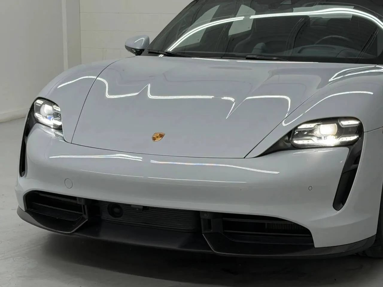 Used 2021 Porsche Taycan Turbo S AWD/4WD image 43