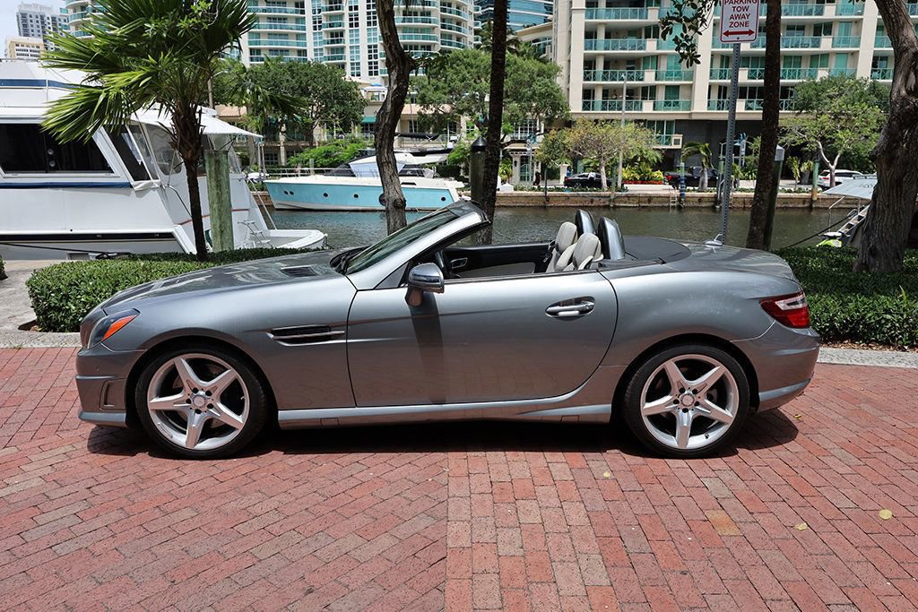 Used 2013 Mercedes-Benz SLK 250 image 14