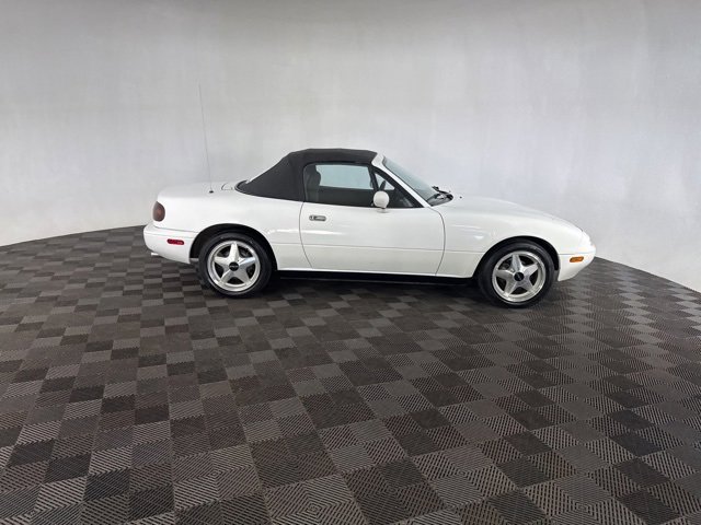 Used 1990 MAZDA MX-5 Miata image 4
