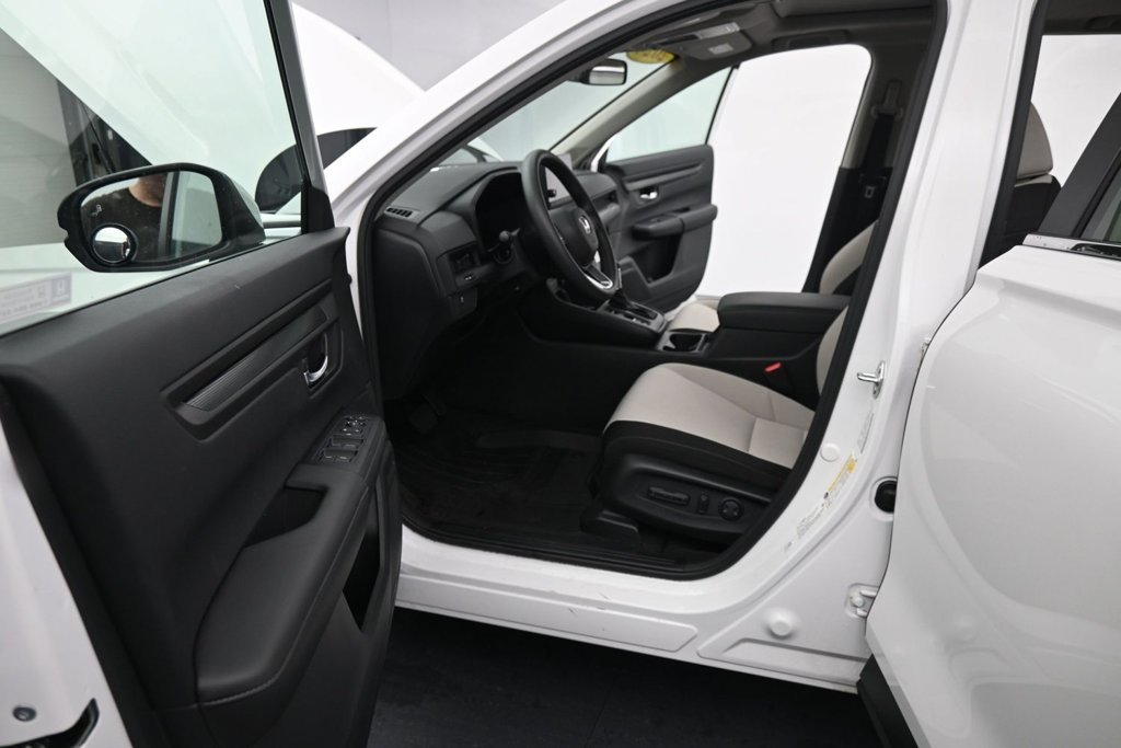 Used 2024 Honda CR-V EX image 11