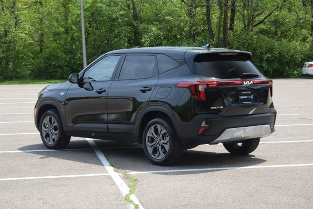 Used 2025 Kia Seltos LX AWD/4WD image 22