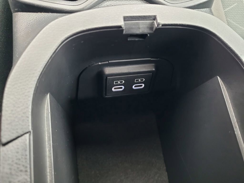 Used 2024 Toyota RAV4 XLE image 20