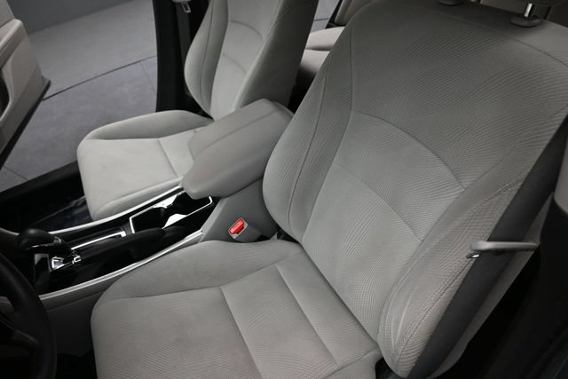 Used 2017 Honda Accord EX image 14