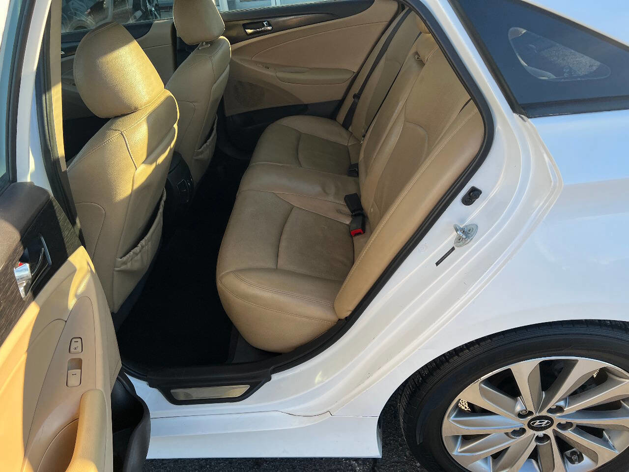 Used 2014 Hyundai Sonata Limited FWD image 21