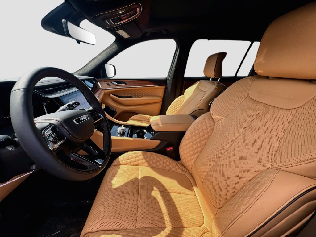 New 2027 Jeep Grand Cherokee L Summit AWD/4WD image 22