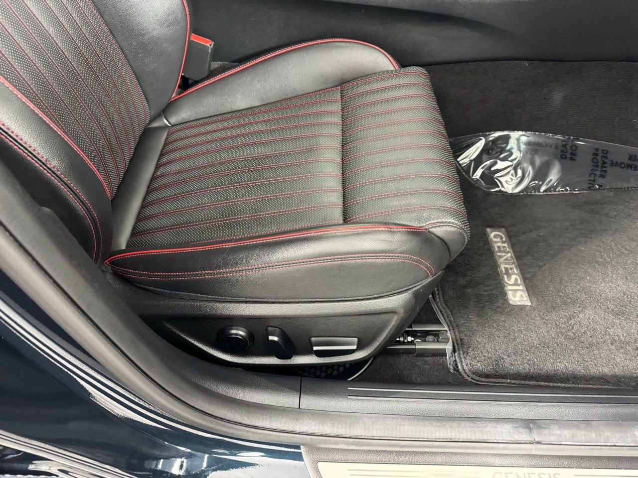 Used 2023 Genesis G70 2.0T w/ Sport Prestige Package image 37