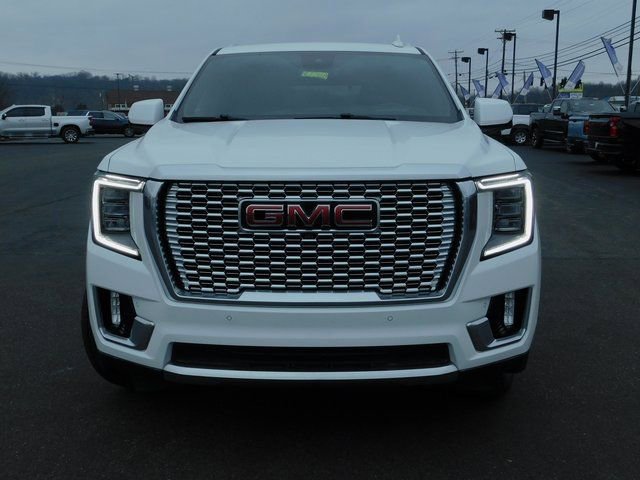 Used 2023 GMC Yukon Denali image 3