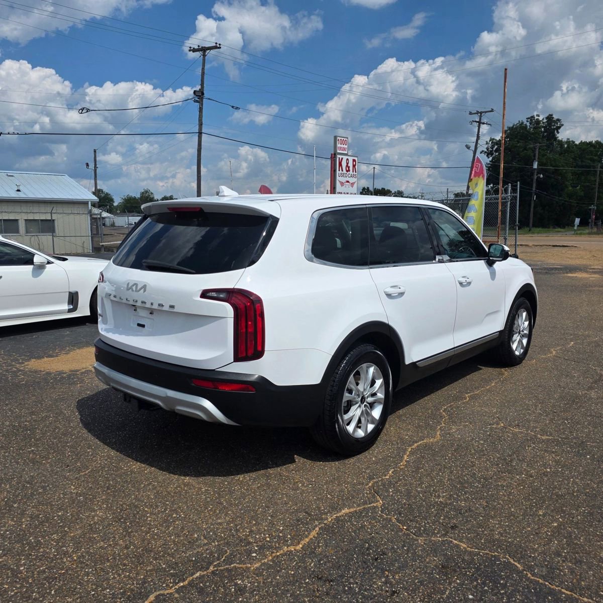 Used 2022 Kia Telluride LX image 6
