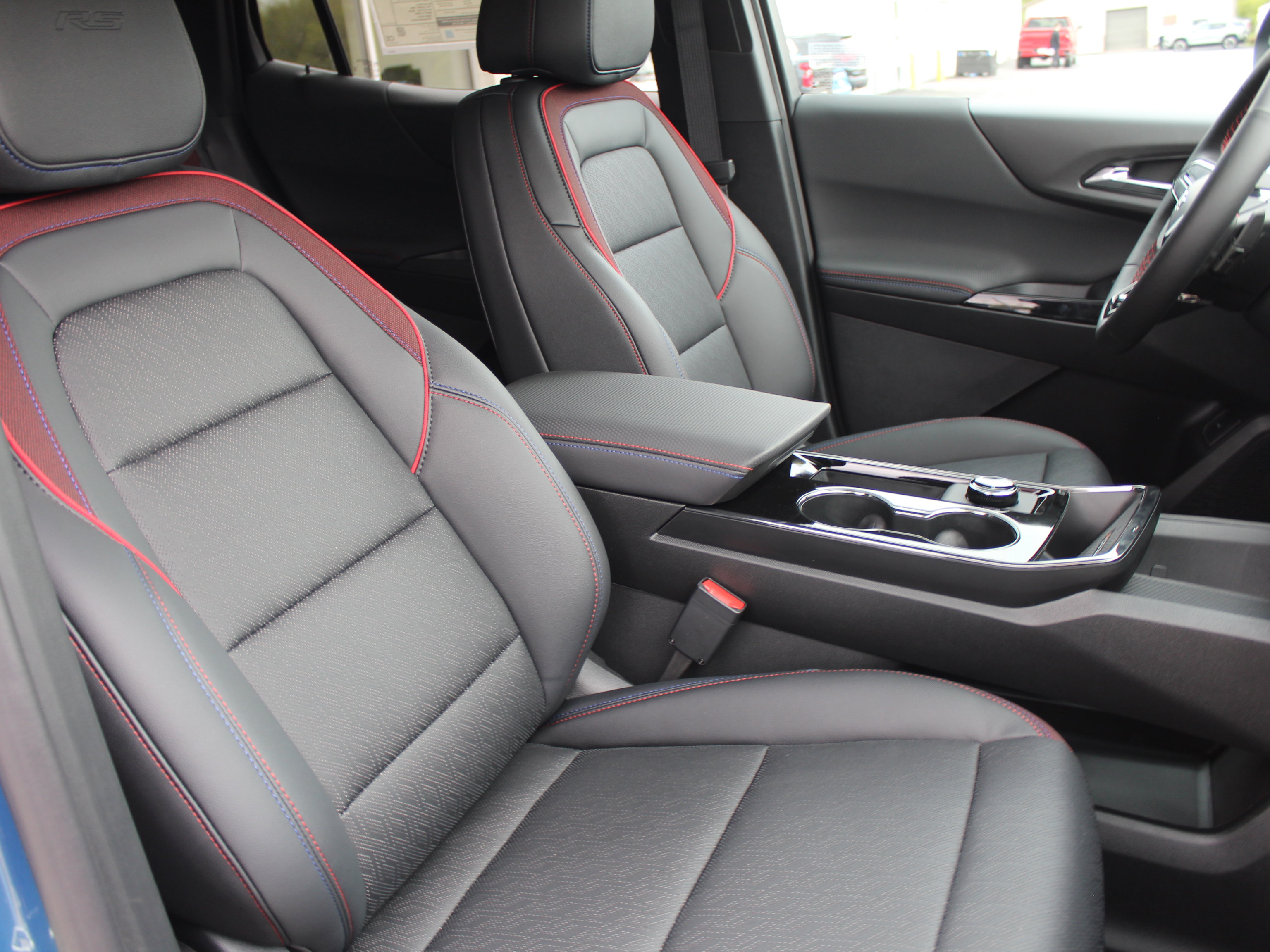 New 2026 Chevrolet Equinox RS FWD image 15
