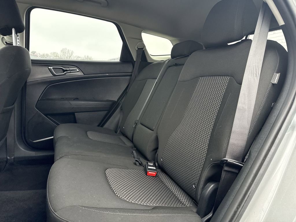 Used 2024 Kia Sportage LX image 24