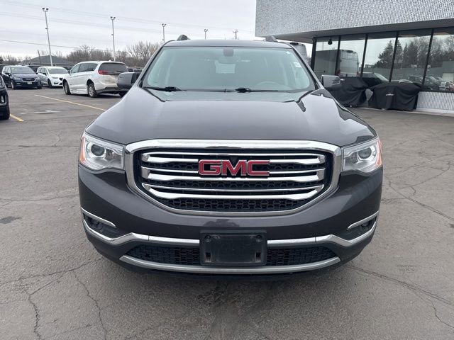 Used 2017 GMC Acadia SLT image 2