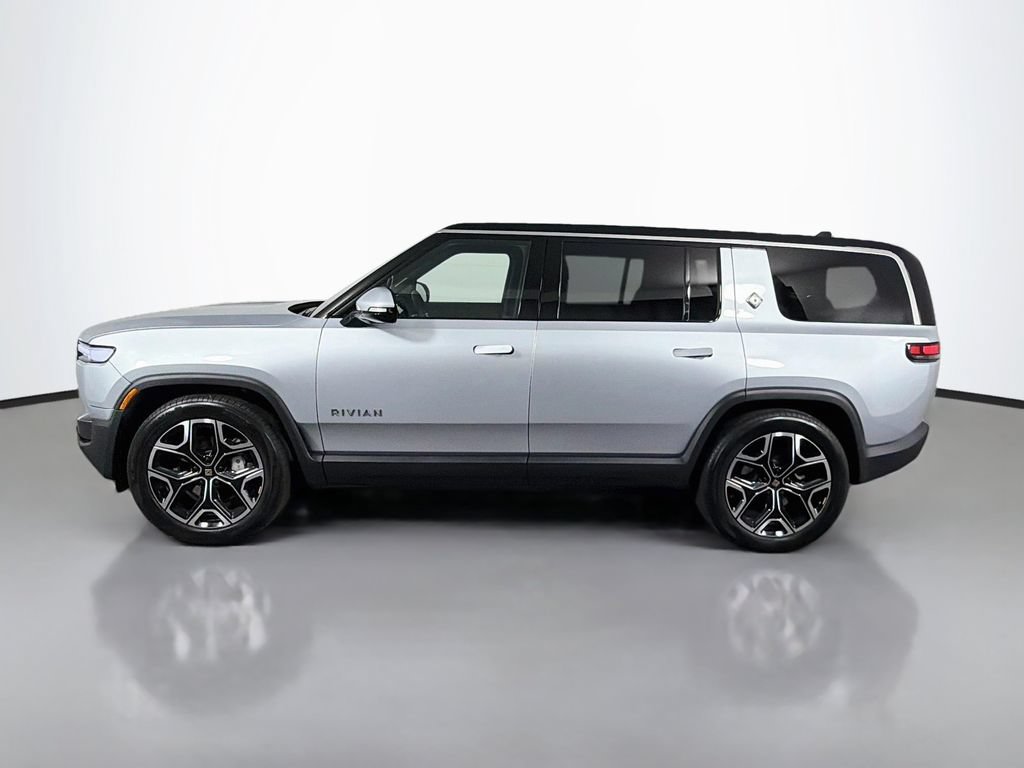 Used 2025 Rivian R1S Adventure AWD/4WD image 4