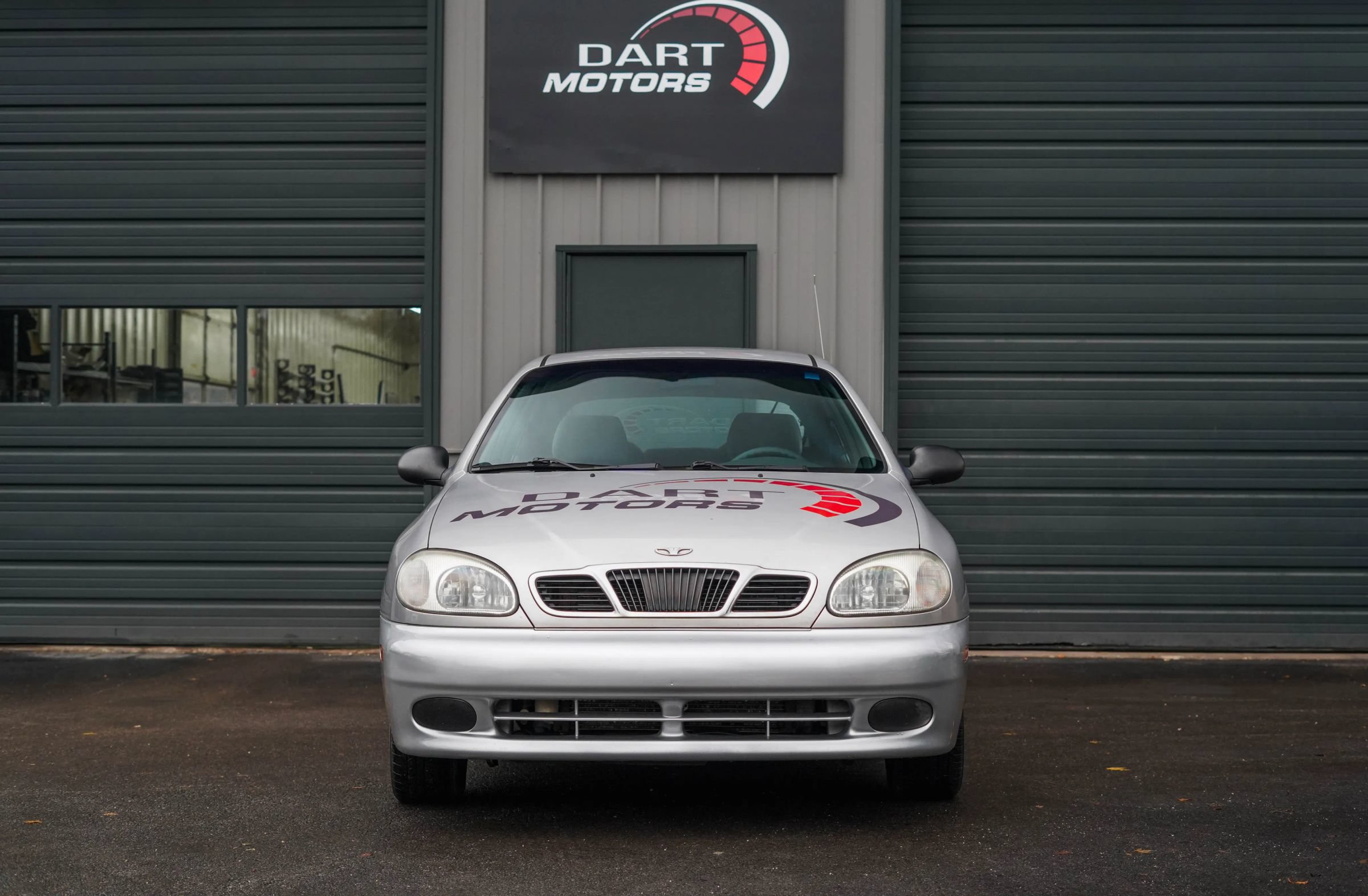 Used 2001 Daewoo Lanos S FWD image 2