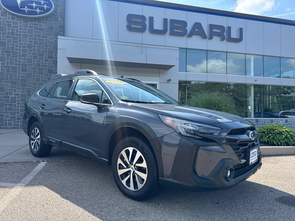 Used 2023 Subaru Outback AWD/4WD image 1