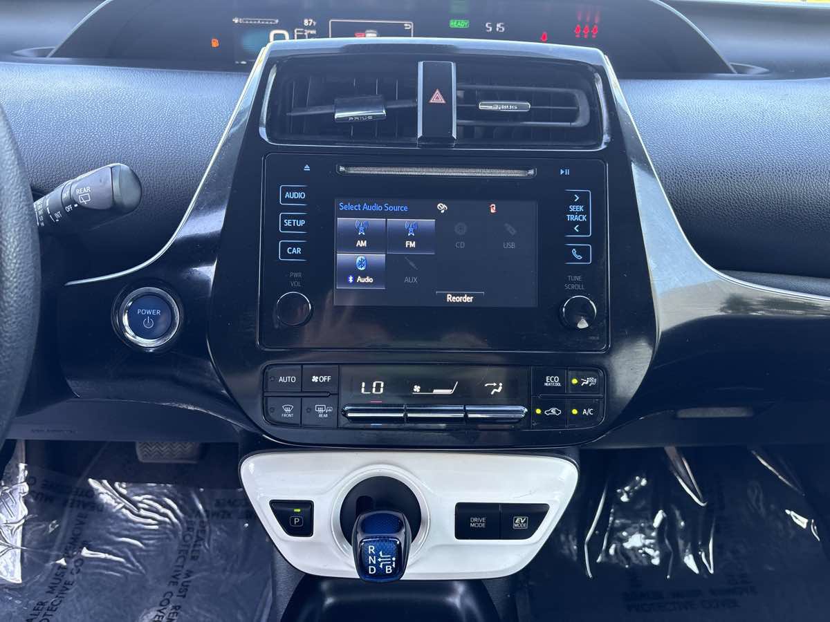 Used 2018 Toyota Prius Two w/ Prius Two Safety Plus Package FWD image 23