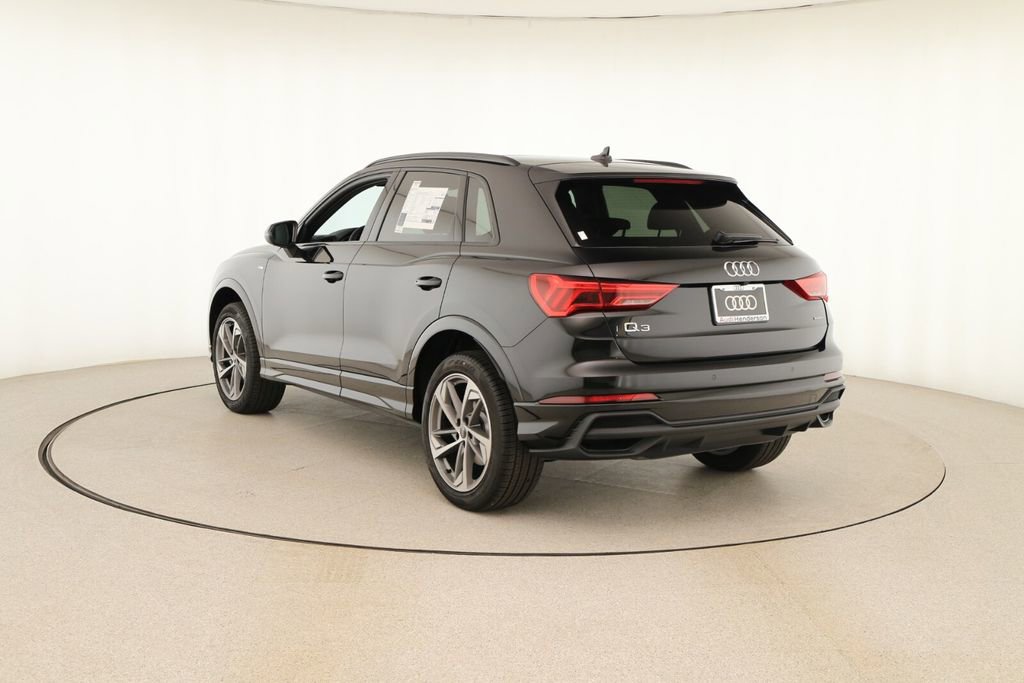 New 2025 Audi Q3 2.0T Premium image 4