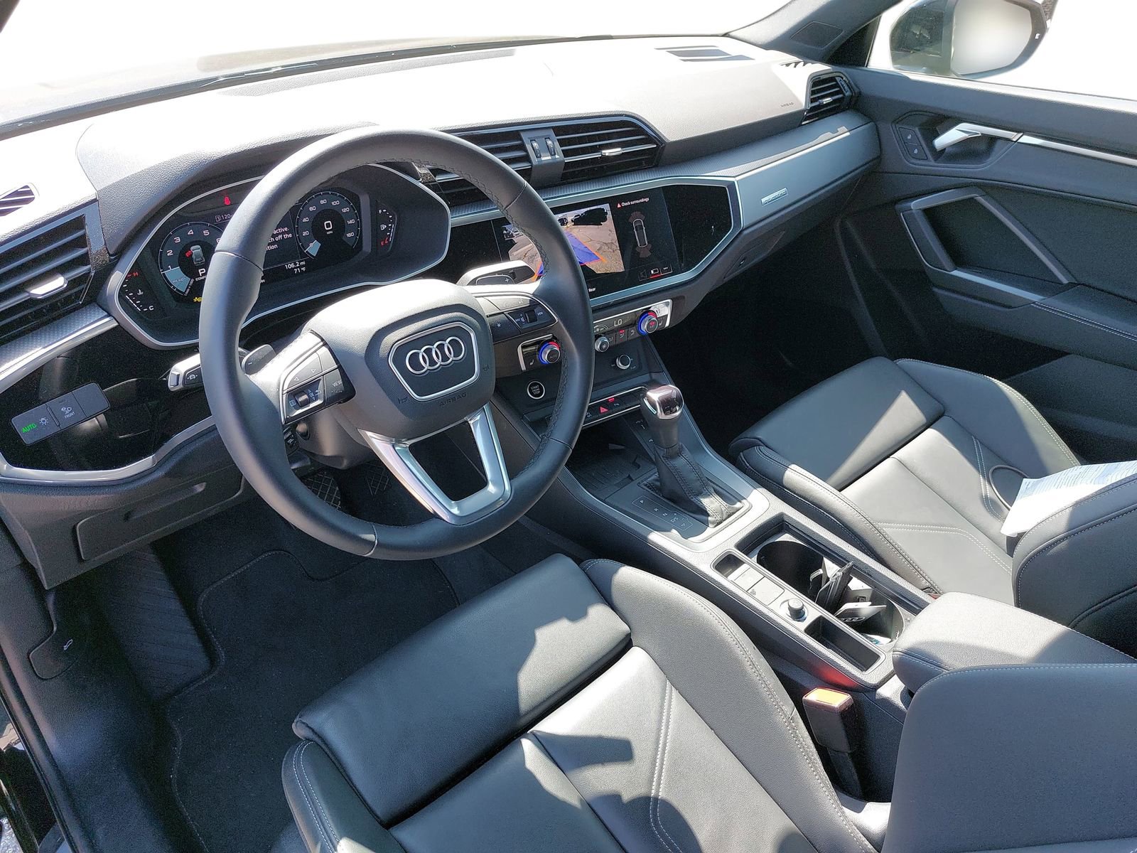 Certified 2025 Audi Q3 2.0T Premium w/ Convenience Package AWD/4WD image 5
