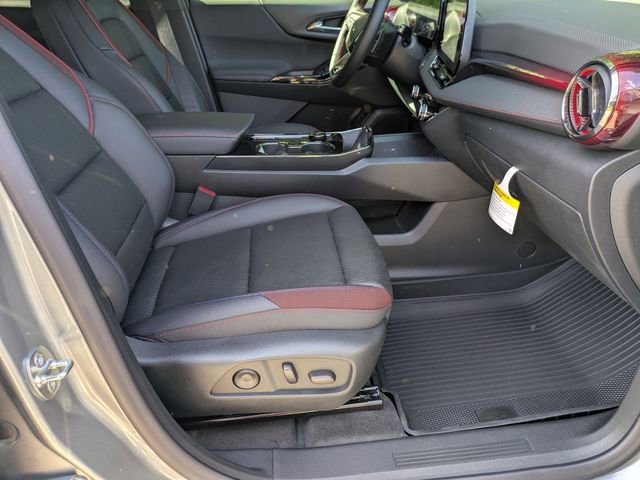 New 2026 Chevrolet Equinox RS w/ Convenience Package III FWD image 39