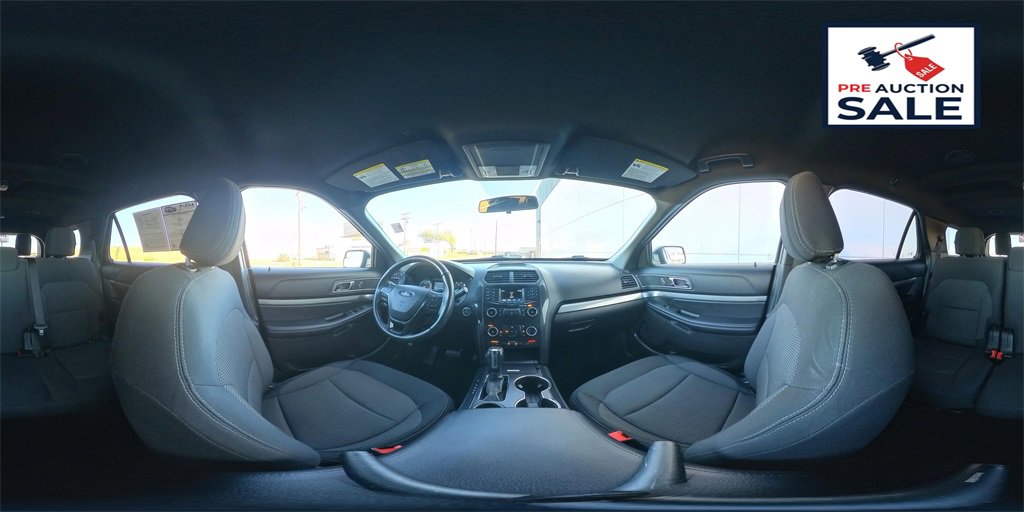 Used 2018 Ford Explorer XLT image 35