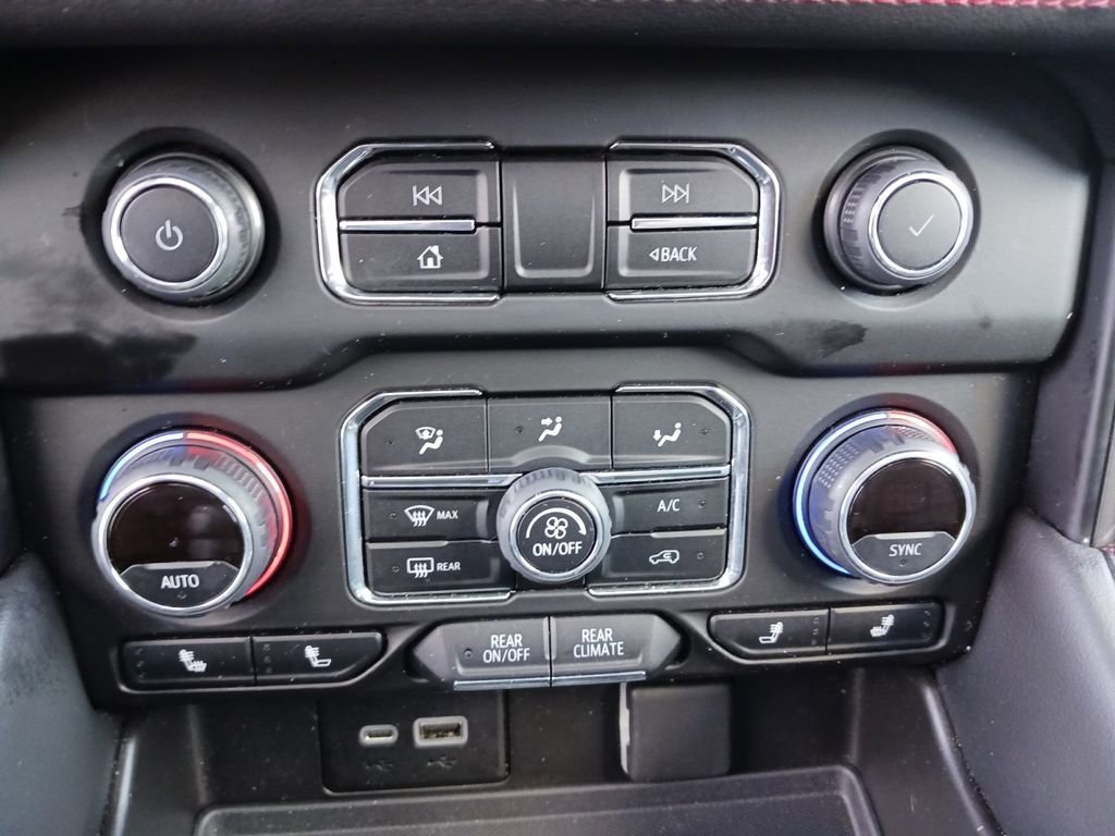 Used 2021 Chevrolet Tahoe RST image 25