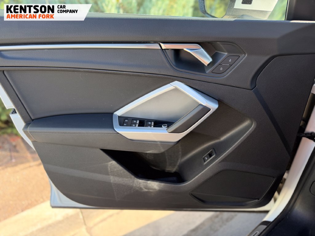 Used 2025 Audi Q3 2.0T Premium AWD/4WD image 19